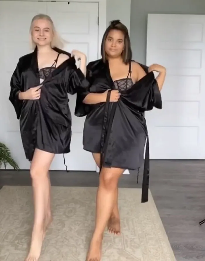 2 Amigas muestran cómo les queda la misma ropa en sus distintos tipos de cuerpo (36 fotos nuevas)
