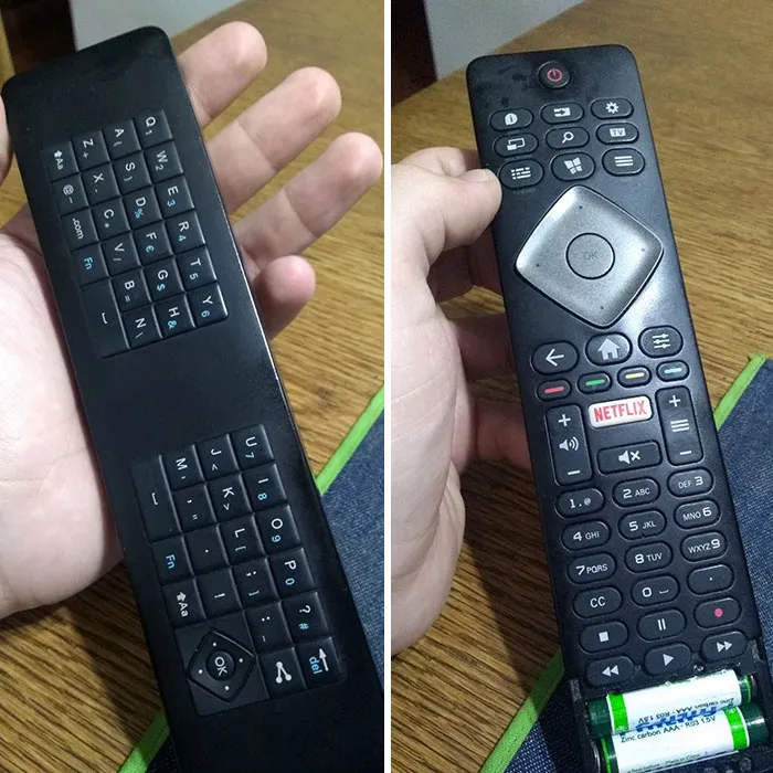 Mando a distancia con un teclado por detrás