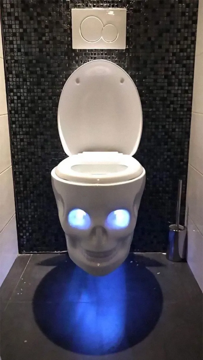 Um...