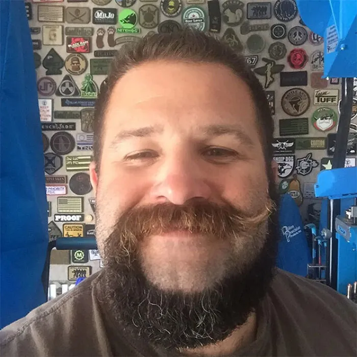 30 Men Who Decided To Try The 'Monkey Tail' Beard Look