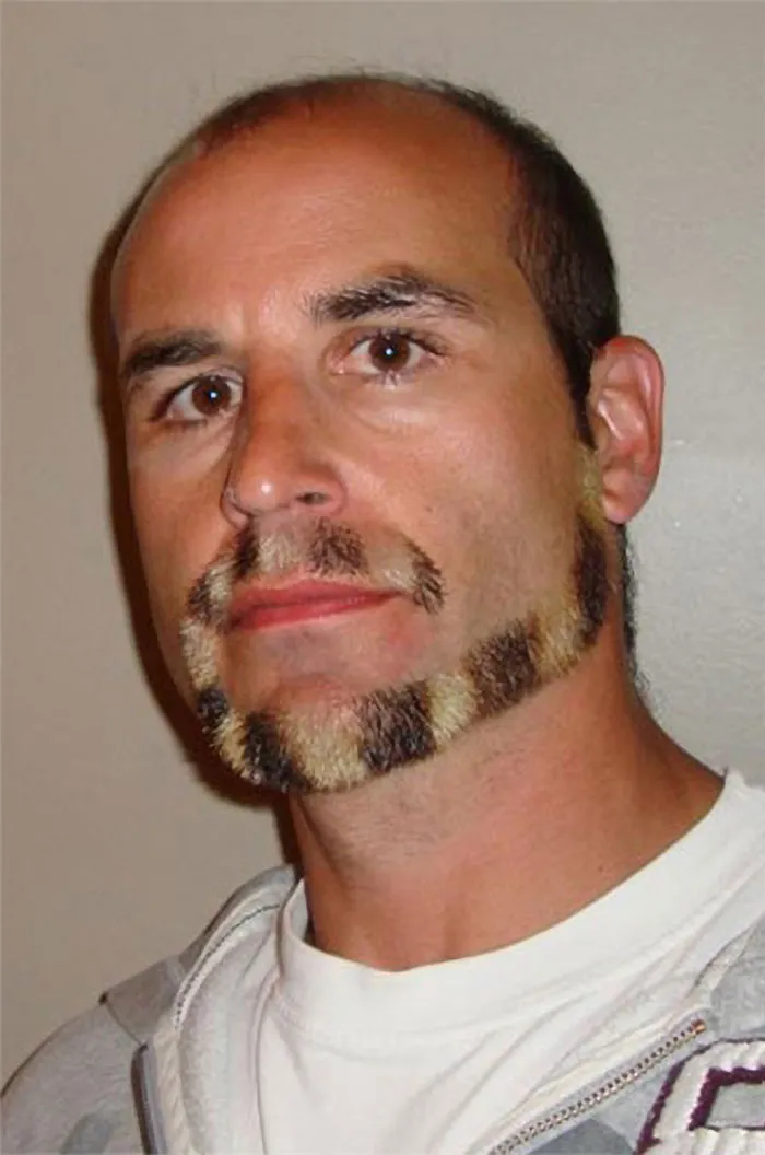 30 Men Who Decided To Try The 'Monkey Tail' Beard Look