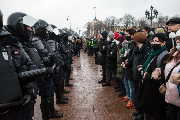 27 Photos Capturing The Massive Anti-Corruption Protests That Are Currently Happening In Russia