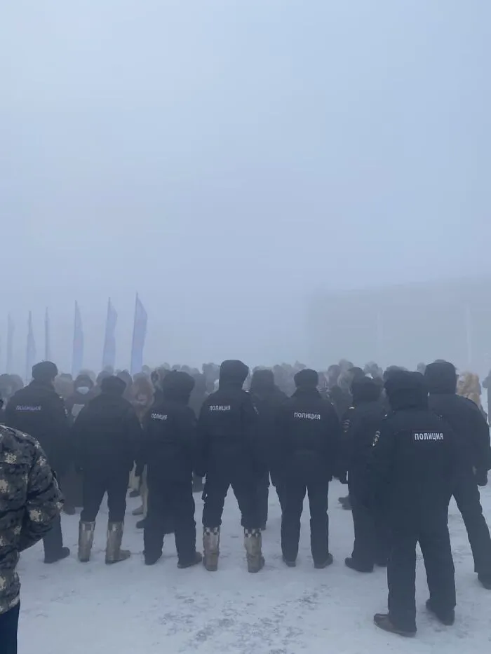 27 Photos Capturing The Massive Anti-Corruption Protests That Are Currently Happening In Russia