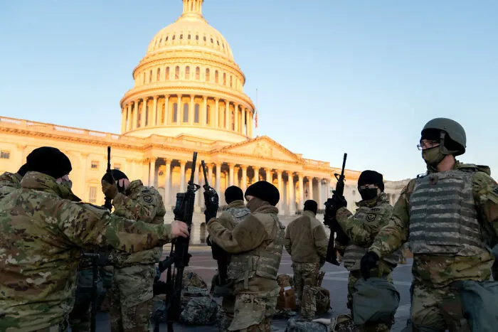 15 Pics That Show How The Level Of Security In The Capitol Has Changed