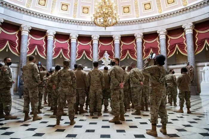 15 Pics That Show How The Level Of Security In The Capitol Has Changed
