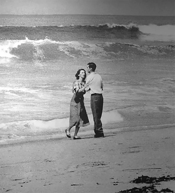 1955 "Tragedy By The Sea"
