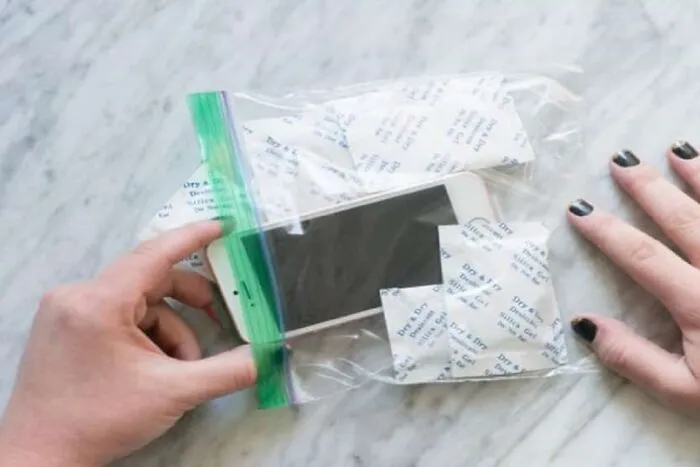 "Don't Throw Away Annoying Silica Gel Packets:" Here Are 10 Things To Use Them For Instead