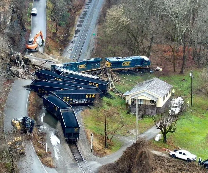 Descarrilamiento del tren de carbón CSX
