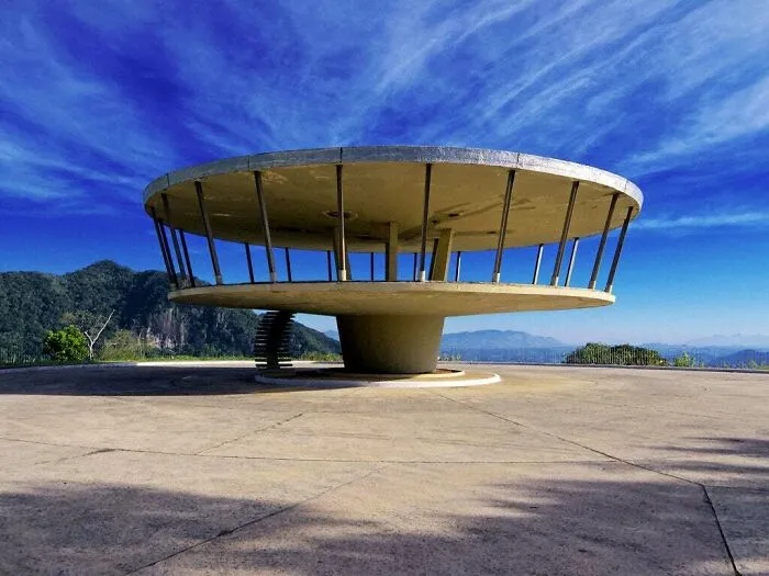 Restaurante de los años 50 abandonado