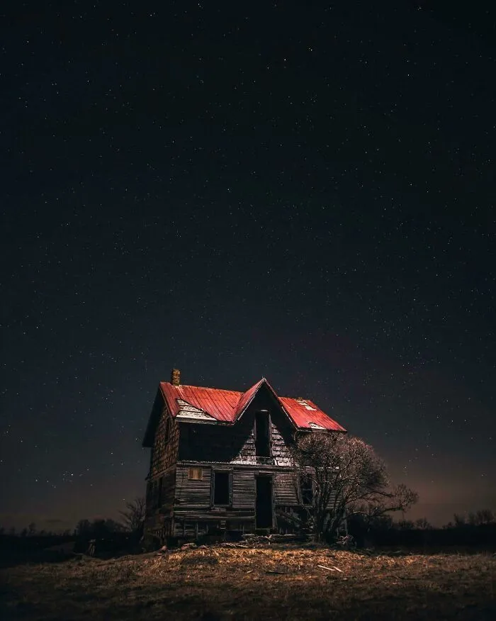 I Lit Up This Spooky Abandoned House With My Drone And A Lume Cube Attached To It