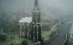 30 Eerie Pictures Of Abandoned Places, As Shared In This Online Community