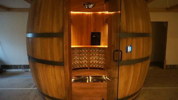 Esto pasará a la historia como una de las construcciones más geniales que he hecho. Bodega en forma de barril