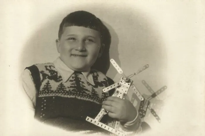 My Grandpa Loved Taking Pictures Of Life In The Soviet Union, Here Are Some Of His Best Snaps
