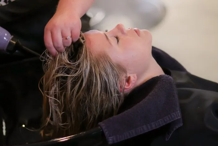 30 Things People Do That Hairdressers Find Pleasant Or Annoying