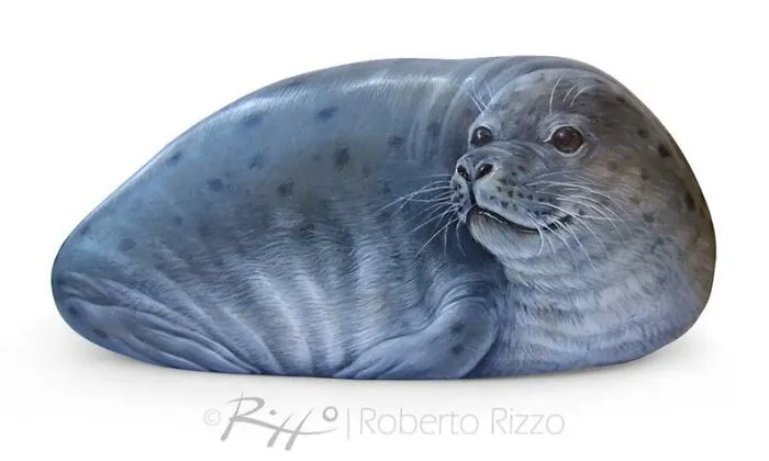 Artist Turns Rocks Into Incredible Animal Paintings (30 Pics)