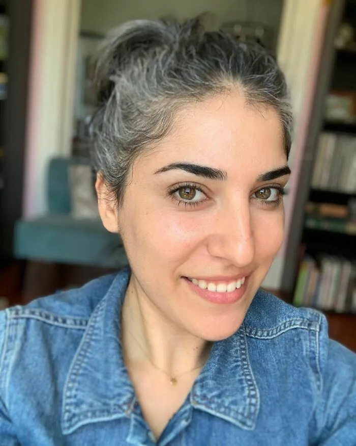 These 30 Women Who Ditched Dyeing Their Hair Look So Fabulous, They May Convince You To Do The Same (New Pics)