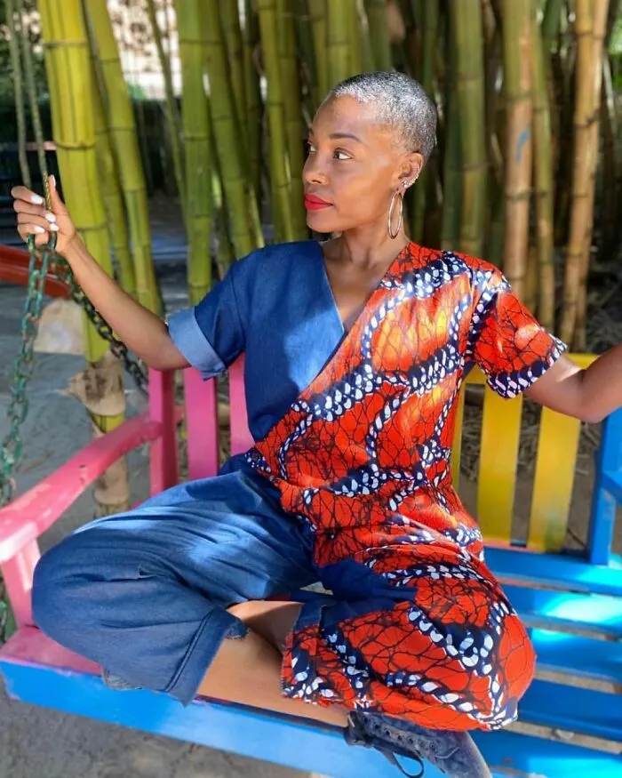 Estas 25 mujeres dejaron de teñirse el cabello, y se ven tan fabulosas que te convencerán de hacer lo mismo (nuevas fotos)