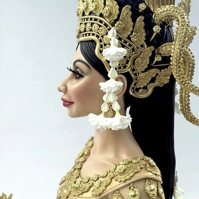 30 Beautiful And Realistic Cakes By This UK-Based Baker