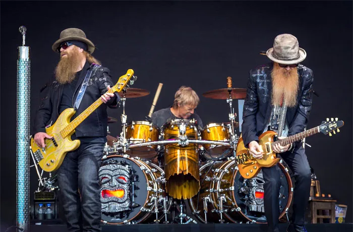 Un millón de dólares no fue suficiente para que los miembros de ZZ Top se afeitaran la barba para un anuncio