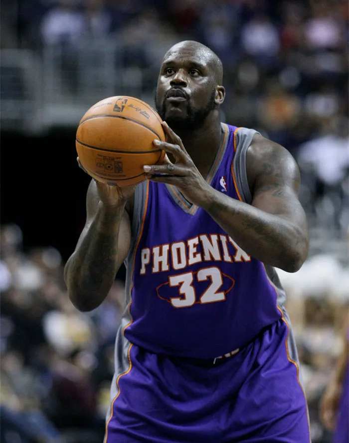 Shaquille O'Neal no bebía café de manera que rechazó invertir en Starbucks