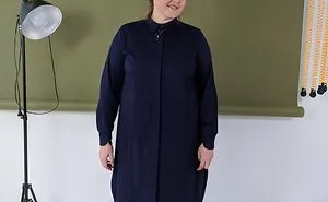 I Created These 13 Looks For Plus-Size Women Using Only A Shirt Dress