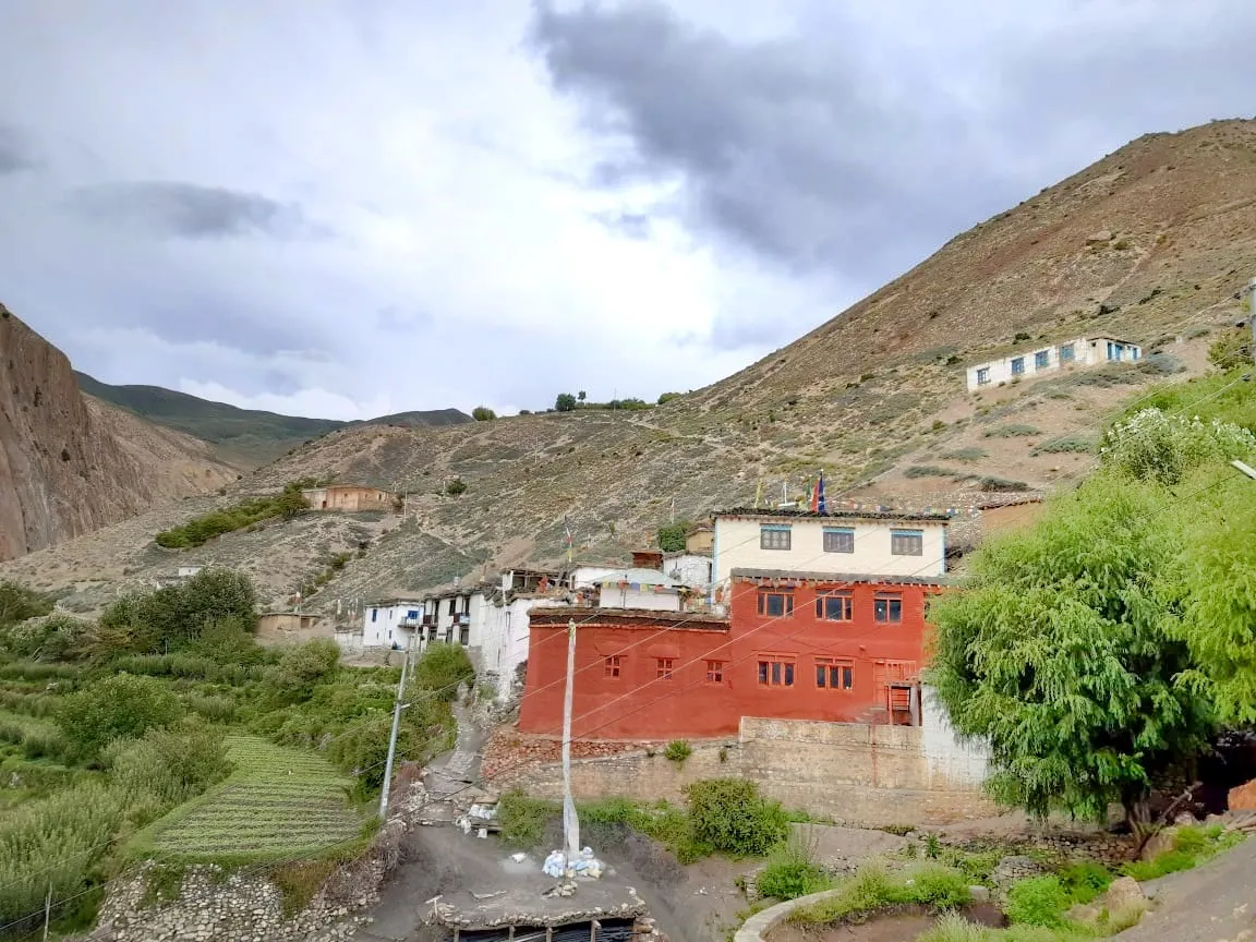 Upper Mustang Photos