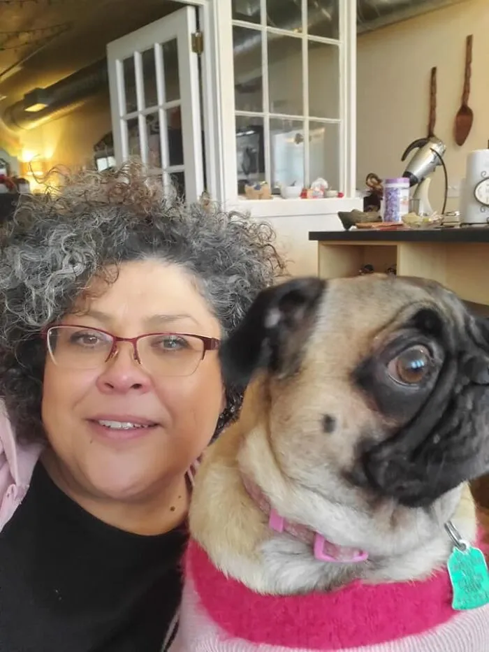 Monie & Lola