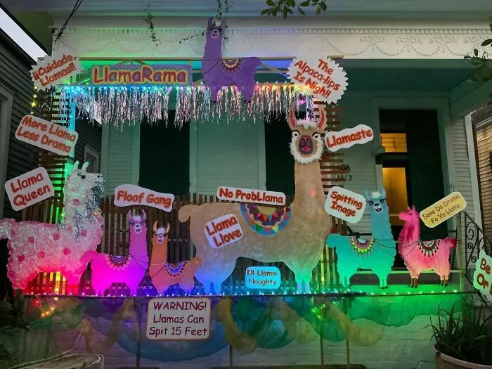 New Orleans Got Creative For This Year's Mardi Gras And Celebrated It With House Floats (62 Pics)