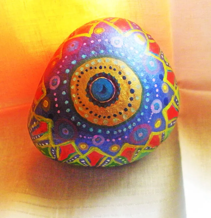 I  Paint On Stuff I Find (40 Pics)