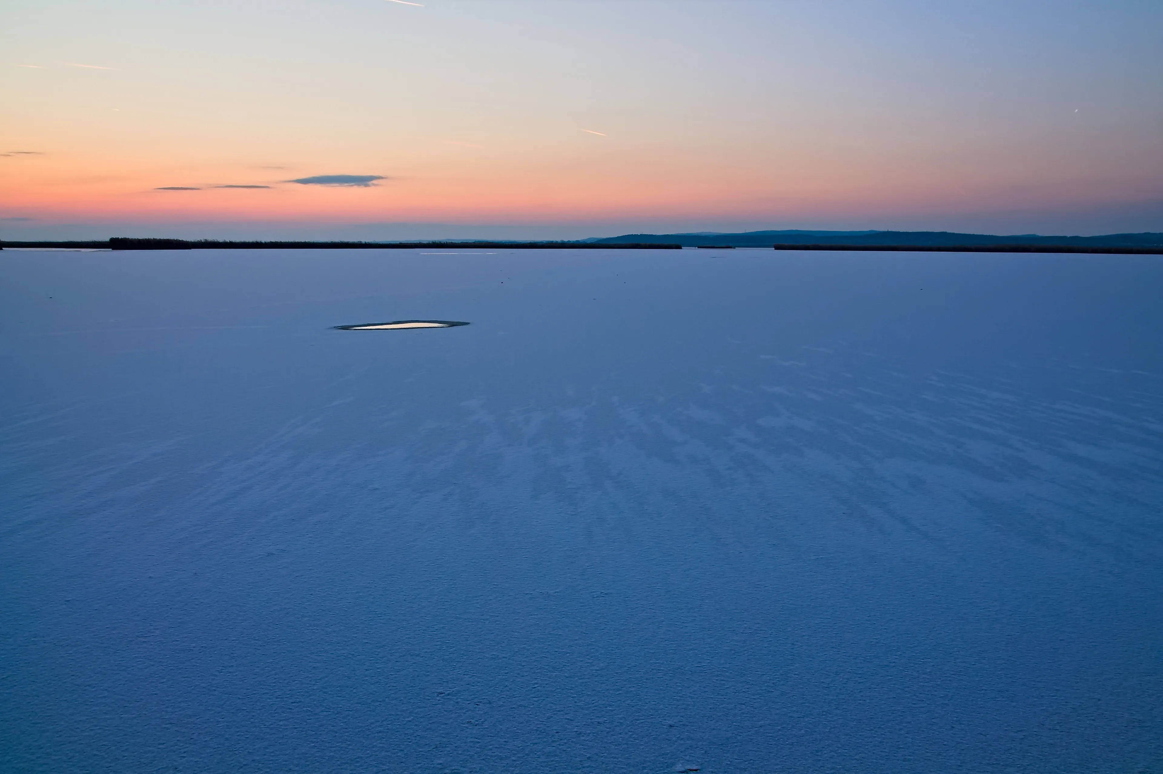 I Photographed The Stunning Winter Sunset Of The Frozen Lake Velence, Hungary
