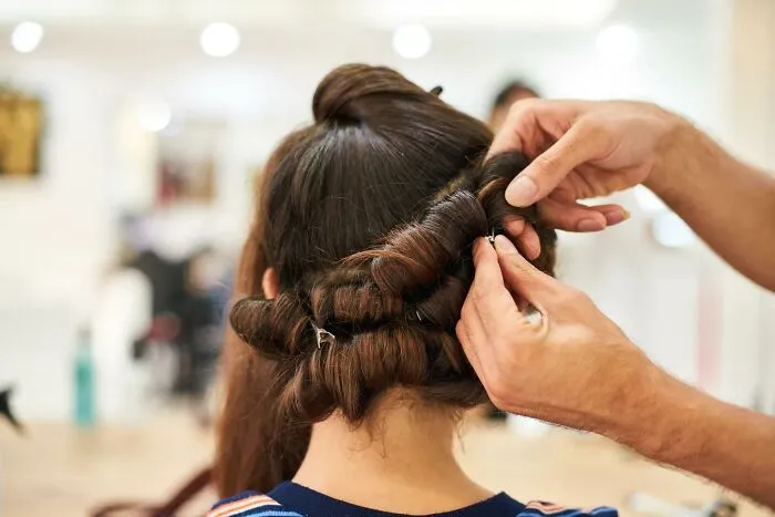 30 Cosas que hacen los clientes en las peluquerías, para alegría o disgusto de los peluqueros