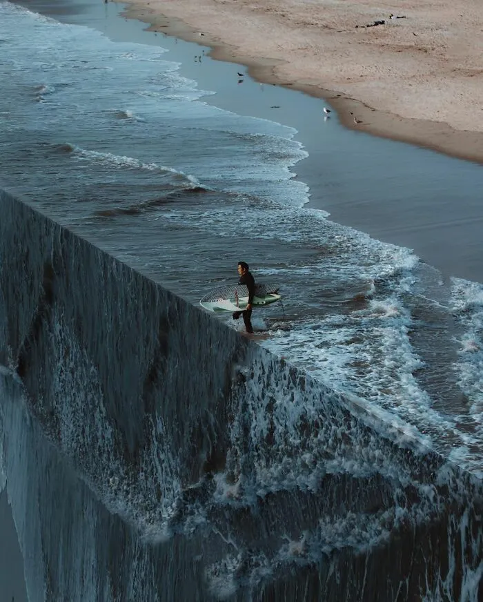 Malaysian Artist Creates Surrealistic Art That Shows What The "Corner Of The Planet" Would Look Like In These 11 Pictures
