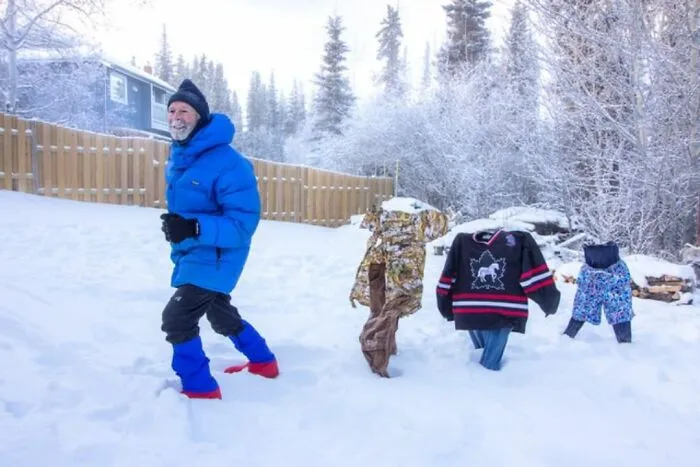 People Are Freezing Their Pants And Other Clothes And It Looks Like The Coolest Science Experiment (40 Pics)