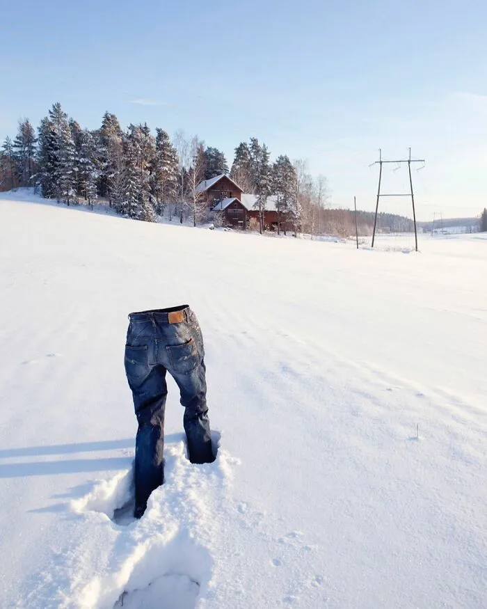 People Are Freezing Their Pants And Other Clothes And It Looks Like The Coolest Science Experiment (40 Pics)
