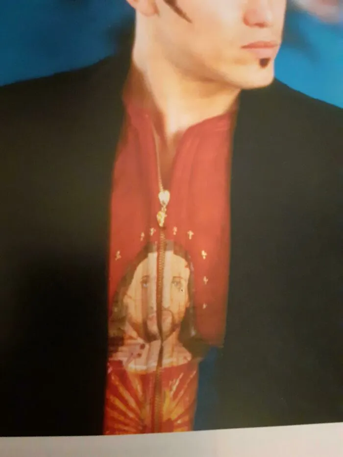 La ropa de Teobaldo de una de las películas de Romeo y Julieta. ¿Quién pensó que esto era una buena idea?