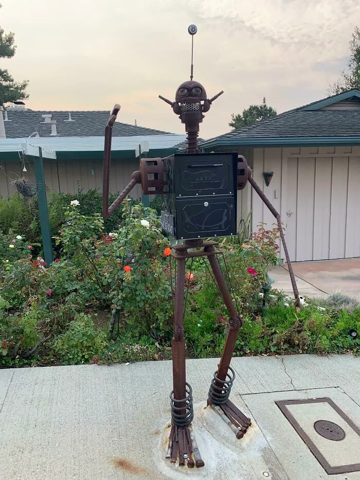 Cool Looking Mailbox