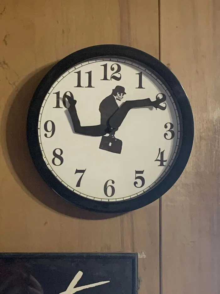 Reloj de andares tontos 