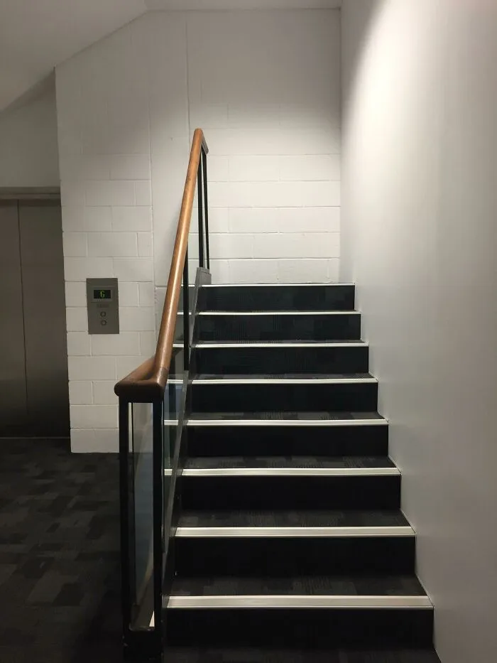 Una escalera en mi universidad