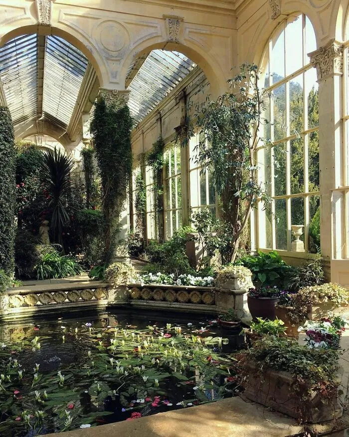 Invernadero italianizado del siglo XIX de la casa Castle Ashby, Northamptonshire, East Midlands, Inglaterra
