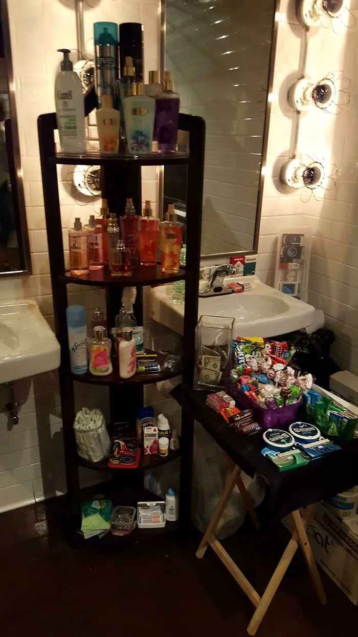 The Most Helpful Restroom I've Ever Been In