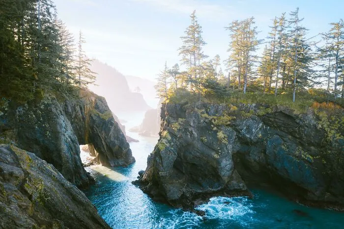 This Spot Looks Like A CGI Render To Me. Seriously One Of The Craziest Places I've Ever Seen. Oregon Coast 