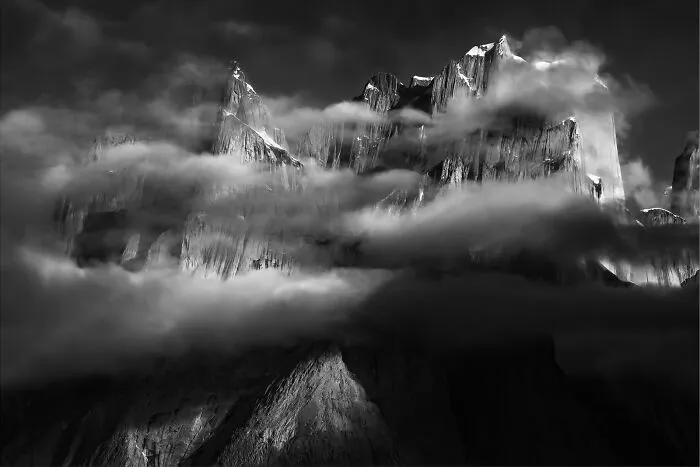 I Hiked 120 Miles Through The Karakoram Range To Photograph The World's Most Dangerous Peaks (13 Pics)