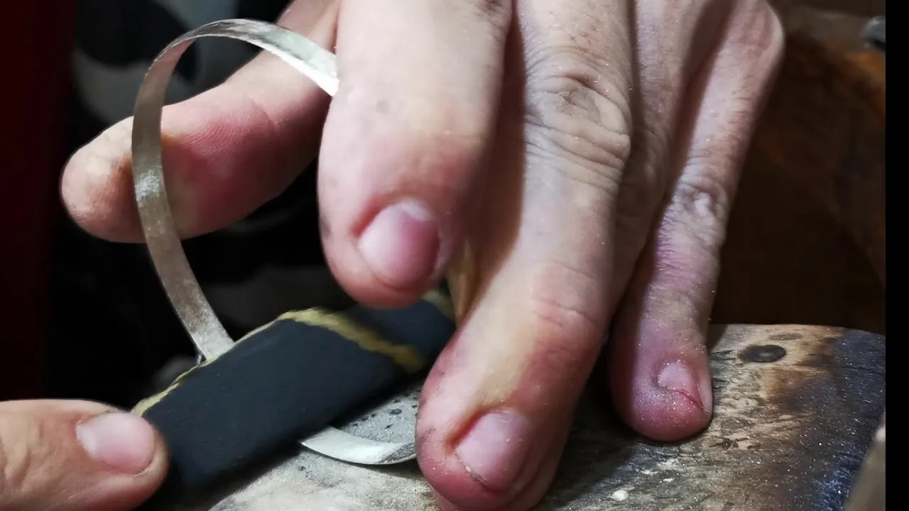 How I Recicle Old Silver Jewelry And Make A New Bracelets Set