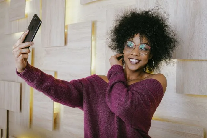 People Who Are Friends With Influencers Are Revealing What Their Lives Are Really Like, And It's Quite Depressing (36 Answers)