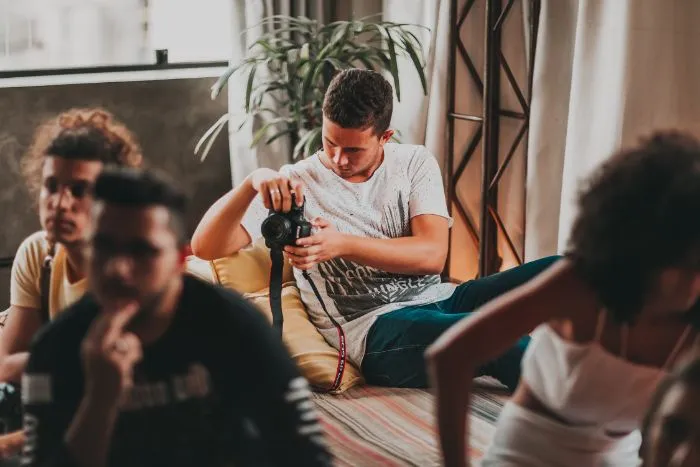 People Who Are Friends With Influencers Are Revealing What Their Lives Are Really Like, And It's Quite Depressing (36 Answers)