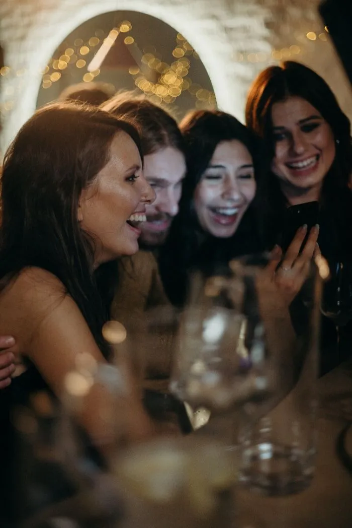 People Who Are Friends With Influencers Are Revealing What Their Lives Are Really Like, And It's Quite Depressing (36 Answers)