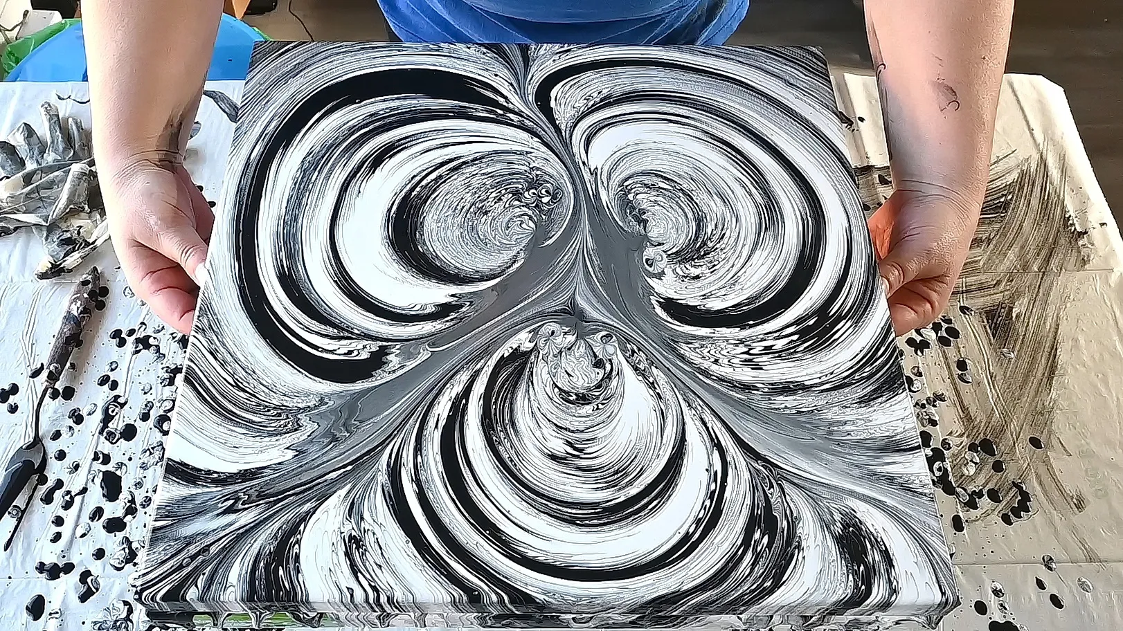 Psychedelic Black & White Spin ~ Acrylic Pouring Over The Pizza Saver