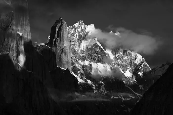 I Hiked 120 Miles Through The Karakoram Range To Photograph The World's Most Dangerous Peaks (13 Pics)