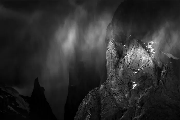 I Hiked 120 Miles Through The Karakoram Range To Photograph The World's Most Dangerous Peaks (13 Pics)