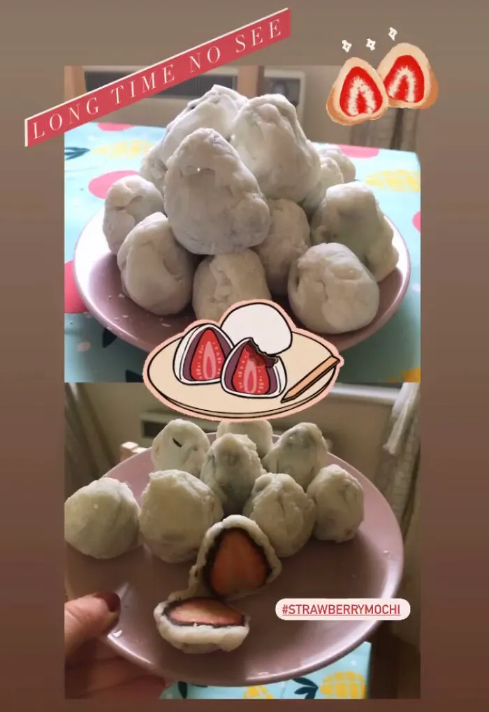 Strawberry 🍓dark Chocolate  Mochis  !